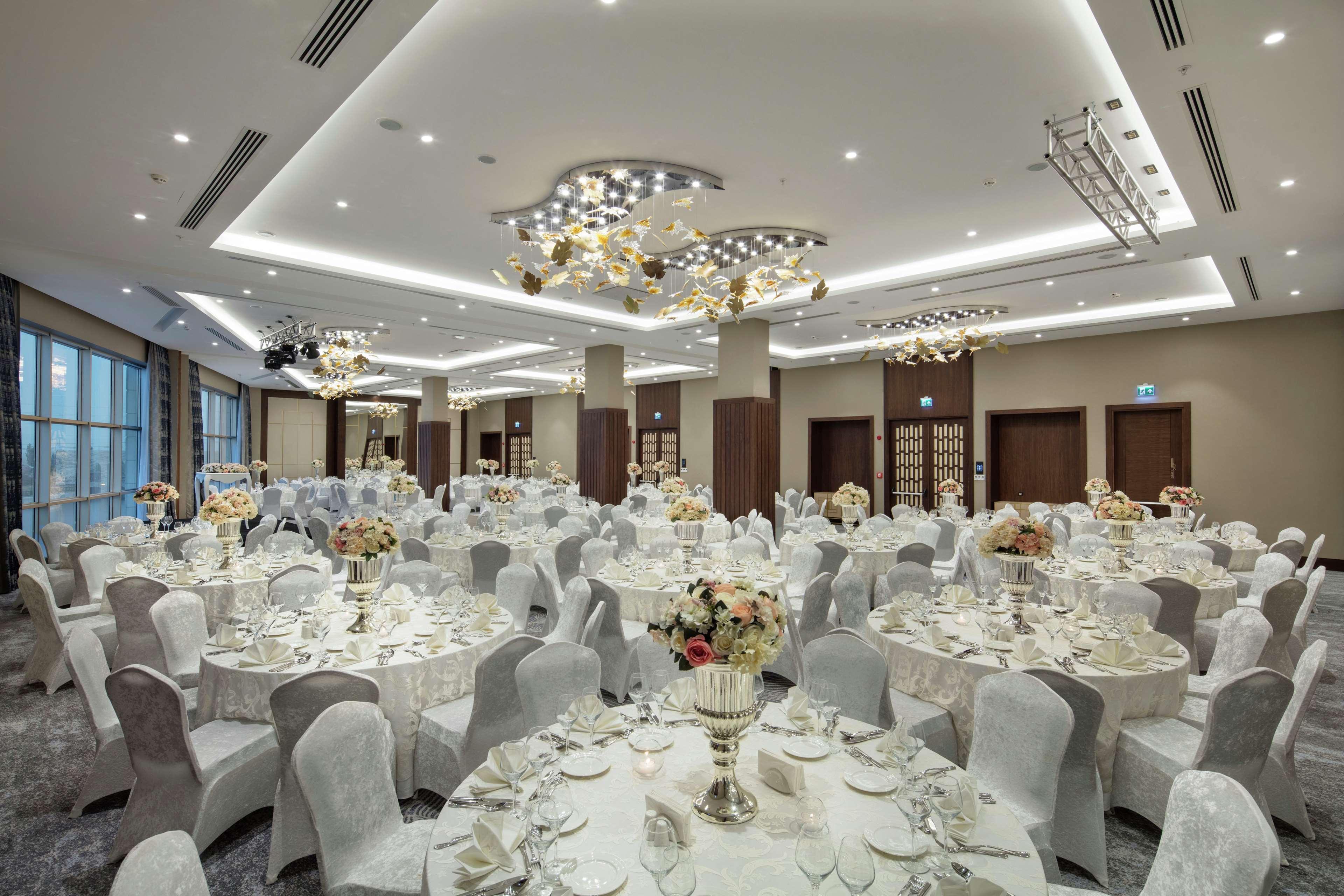 Doubletree By Hilton Afyonkarahisar Hotel Bagian luar foto